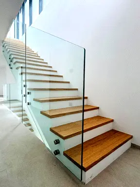 Projekt staklene stijene